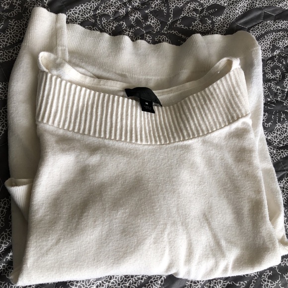 Cream Colored Cotton Rayon mix Knit 3/4 Sleeve with Boat Neck Worthington - Picture 8 of 8